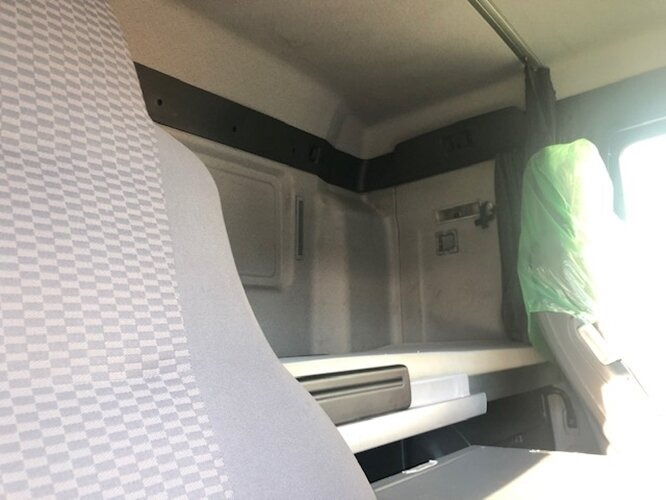 Plane LKW MAN TGL 8.210 BL 4x2 TGL 8.210 BL 4x2 mit LBW, Motorschaden!: das Bild 7 Plane LKW MAN TGL 8.210 BL 4x2 TGL 8.210 BL 4x2 mit LBW, Motorschaden!: das Bild 7