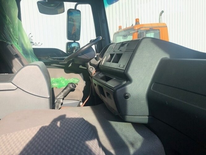 Plane LKW MAN TGL 8.210 BL 4x2 TGL 8.210 BL 4x2 mit LBW, Motorschaden!: das Bild 6 Plane LKW MAN TGL 8.210 BL 4x2 TGL 8.210 BL 4x2 mit LBW, Motorschaden!: das Bild 6