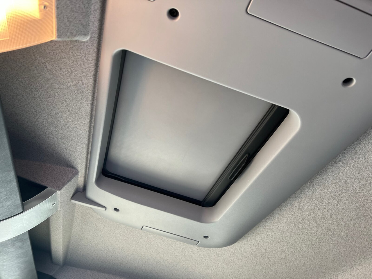 MAN TGS 26.360/400 6x2-4 BL TGS 26.360/400 6x2-4 BL, Lenk-/Lift, Kran Atlas AK 206.3E A5, Funk - Abrollkipper, Autokran: das Bild 3 MAN TGS 26.360/400 6x2-4 BL TGS 26.360/400 6x2-4 BL, Lenk-/Lift, Kran Atlas AK 206.3E A5, Funk - Abrollkipper, Autokran: das Bild 3