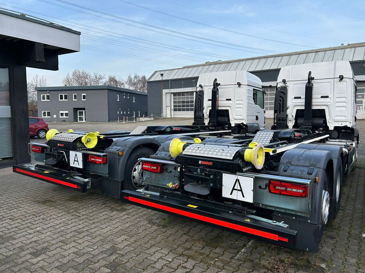 MAN TGS 26.480 6x2-4 BL CH TGS 26.480 6x2-4 BL CH, Lenk-/Lift, OptiView, LED, Navi, Motorabtrieb - Abrollkipper: das Bild 2 MAN TGS 26.480 6x2-4 BL CH TGS 26.480 6x2-4 BL CH, Lenk-/Lift, OptiView, LED, Navi, Motorabtrieb - Abrollkipper: das Bild 2