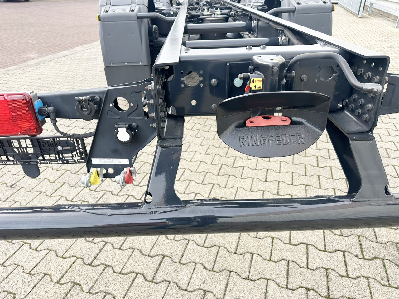 MAN TGS 26.480 6x2-4 LL TGS 26.480 6x2-4 LL, Retarder, Lenk-/Liftachse, Standklima - Fahrgestell LKW: das Bild 2 MAN TGS 26.480 6x2-4 LL TGS 26.480 6x2-4 LL, Retarder, Lenk-/Liftachse, Standklima - Fahrgestell LKW: das Bild 2