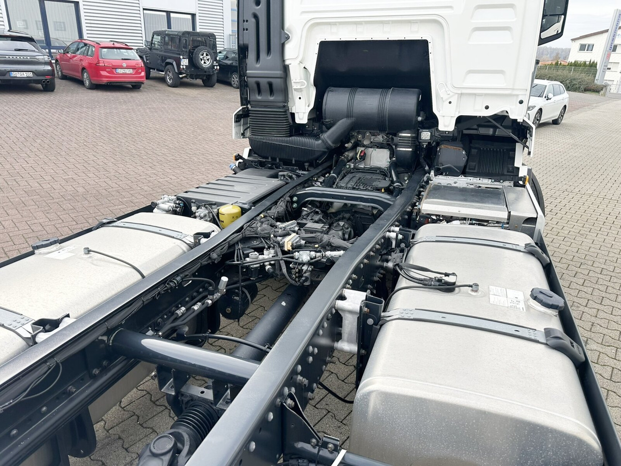 MAN TGS 26.480 6x2-4 LL TGS 26.480 6x2-4 LL, Retarder, Lenk-/Liftachse, Standklima - Fahrgestell LKW: das Bild 4 MAN TGS 26.480 6x2-4 LL TGS 26.480 6x2-4 LL, Retarder, Lenk-/Liftachse, Standklima - Fahrgestell LKW: das Bild 4