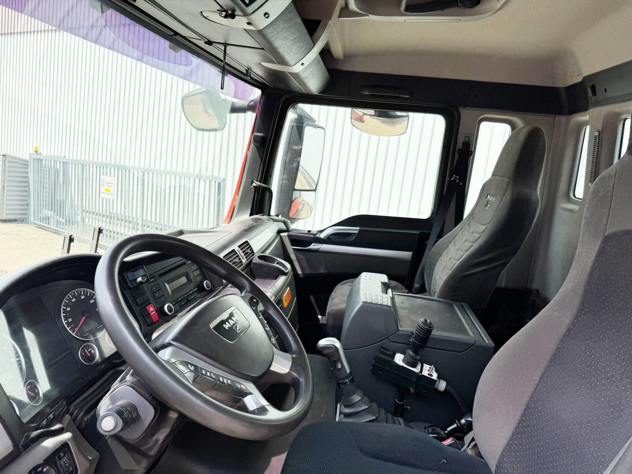 MAN TGS 26.480 6x4H-4 BL TGS 26.480 6x4H-4 BL, Multilift Abroller HydroDrive, Lenk-/Liftachse, Wechselfahrzeug - Abrollkipper: das Bild 2 MAN TGS 26.480 6x4H-4 BL TGS 26.480 6x4H-4 BL, Multilift Abroller HydroDrive, Lenk-/Liftachse, Wechselfahrzeug - Abrollkipper: das Bild 2