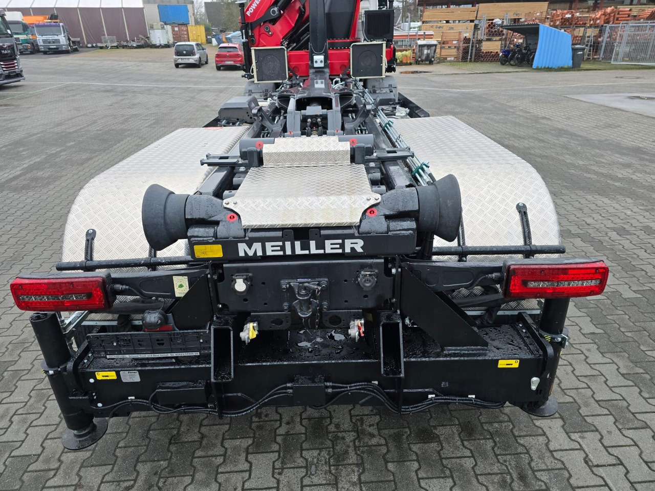 MAN TGS 35.480 8X4 BL TGS 35.480 8X4 BL, Intarder, Kran HMF 3220-K6, 4-fach Abstützung, Funk - Abrollkipper, Autokran: das Bild 3 MAN TGS 35.480 8X4 BL TGS 35.480 8X4 BL, Intarder, Kran HMF 3220-K6, 4-fach Abstützung, Funk - Abrollkipper, Autokran: das Bild 3