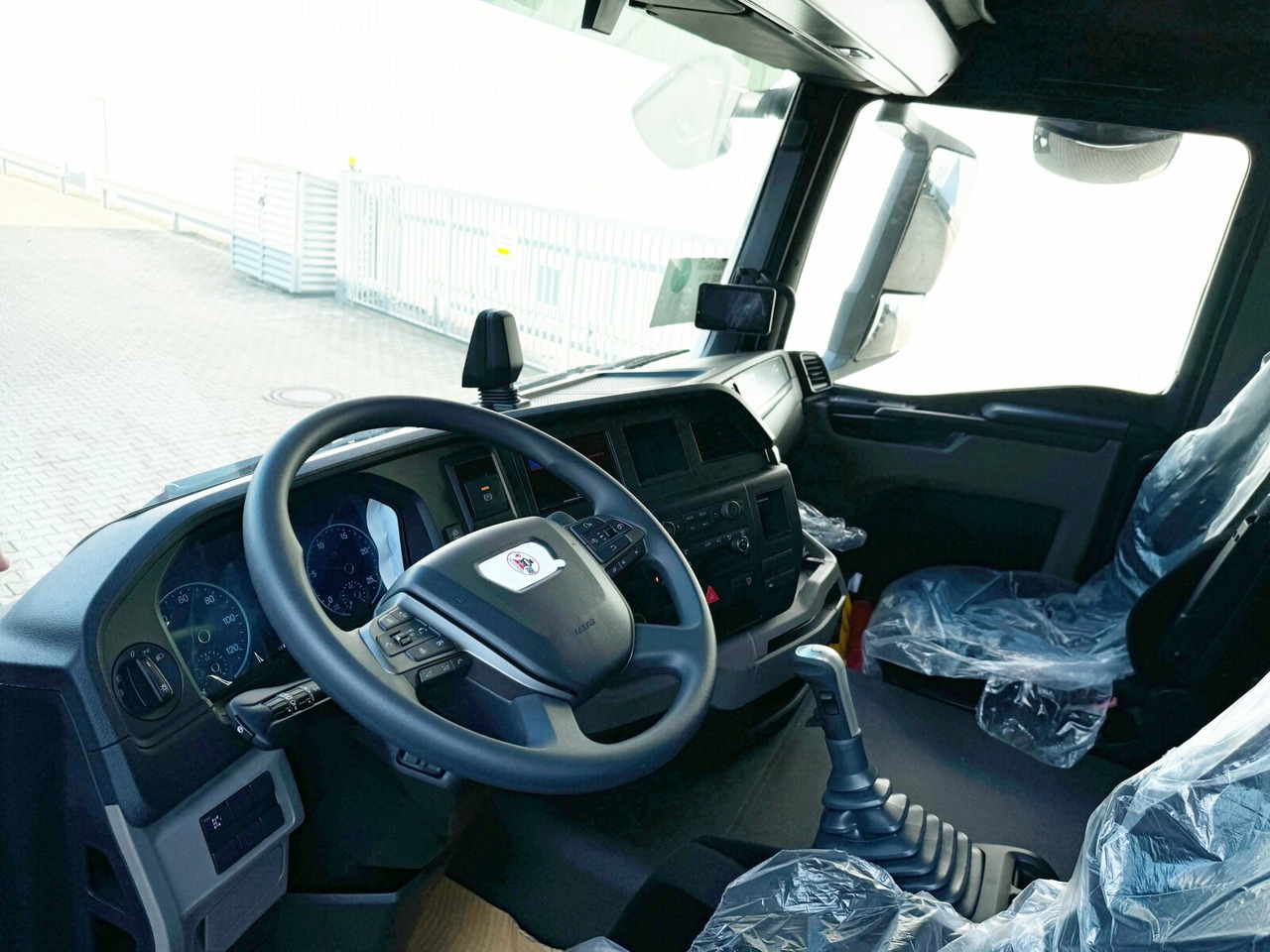 MAN TGS 35.480 8x6H BL CH TGS 35.480 8x6H BL CH, HydroDrive, Navi, Meiller 3-Seiten Kipper - Kipper: das Bild 4 MAN TGS 35.480 8x6H BL CH TGS 35.480 8x6H BL CH, HydroDrive, Navi, Meiller 3-Seiten Kipper - Kipper: das Bild 4