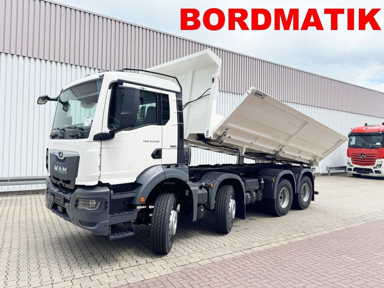 MAN TGS 41.440 8x4 BB TGS 41.440 8x4 BB, Bordmatik, ca. 16m³ - Kipper: das Bild 1 MAN TGS 41.440 8x4 BB TGS 41.440 8x4 BB, Bordmatik, ca. 16m³ - Kipper: das Bild 1