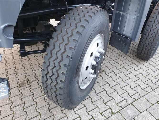 MAN TGS 41.480 8X6 BB TGS 41.480 8X6 BB - Fahrgestell LKW: das Bild 2 MAN TGS 41.480 8X6 BB TGS 41.480 8X6 BB - Fahrgestell LKW: das Bild 2