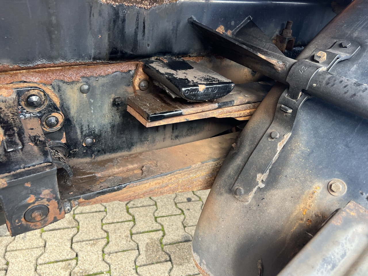 Schneeräumfahrzeug Mercedes-Benz 1617 C 4x2 1617 C 4x2, Winterdienstausstattung: das Bild 14