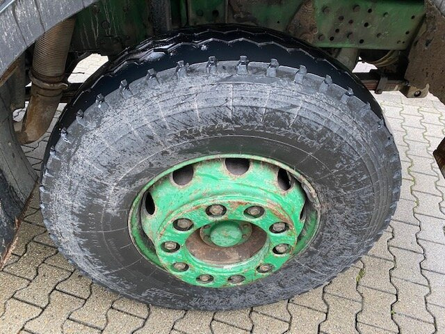 Mercedes-Benz 2635 6x4 2635 6x4, V8-Motor - Kipper: das Bild 4 Mercedes-Benz 2635 6x4 2635 6x4, V8-Motor - Kipper: das Bild 4