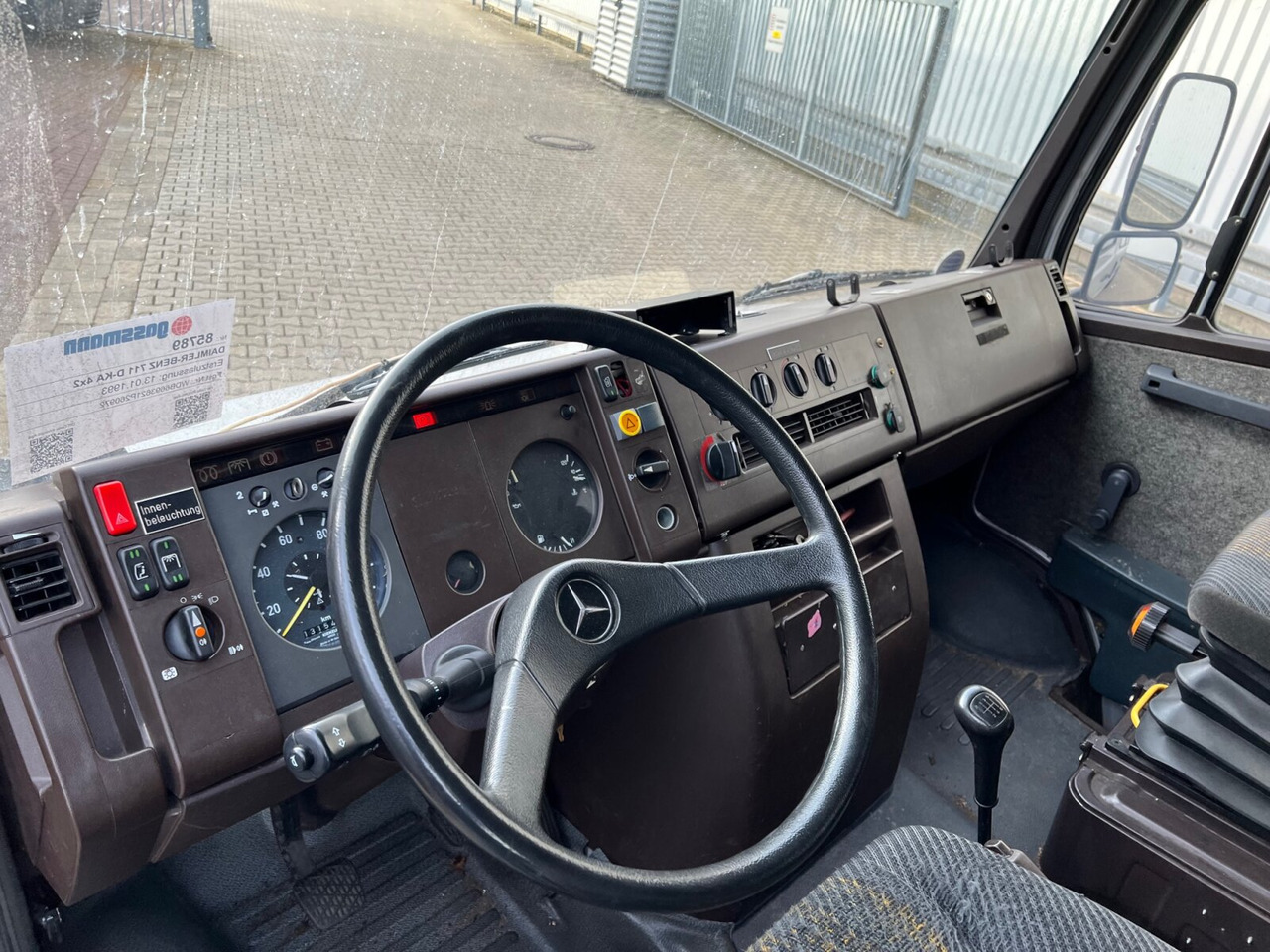 Mercedes-Benz 711 D-KA 4x2 711 D-KA 4x2, Standklima, 11-Sitze, 2 x on stock - Kleinbus, Personentransporter: das Bild 4 Mercedes-Benz 711 D-KA 4x2 711 D-KA 4x2, Standklima, 11-Sitze, 2 x on stock - Kleinbus, Personentransporter: das Bild 4