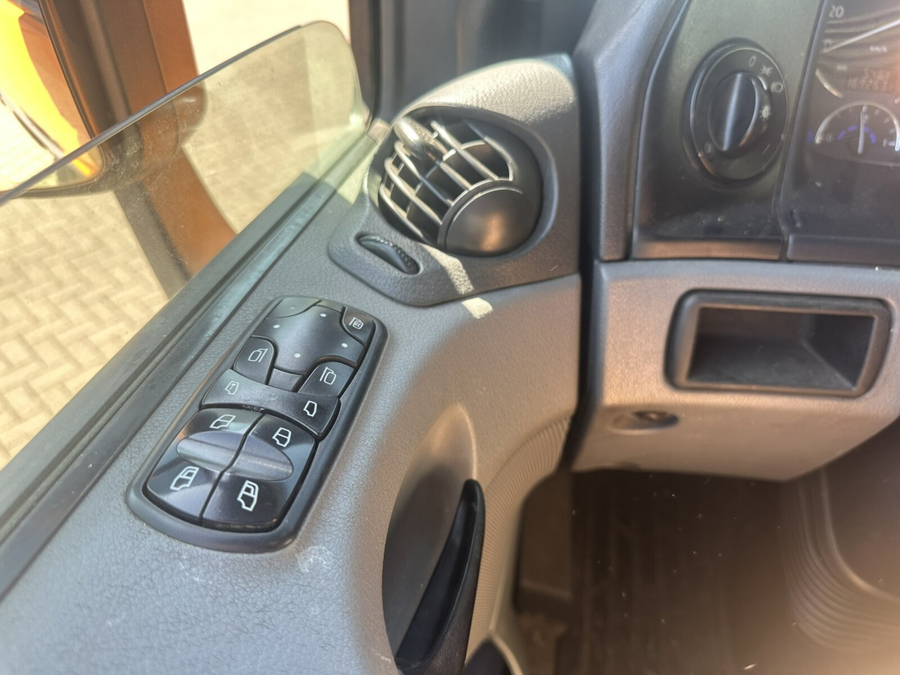 Fahrgestell LKW Mercedes-Benz Actros 2532 L 6x2 Actros 2532/41 L 6x2, EEV, Lenkachse: das Bild 15