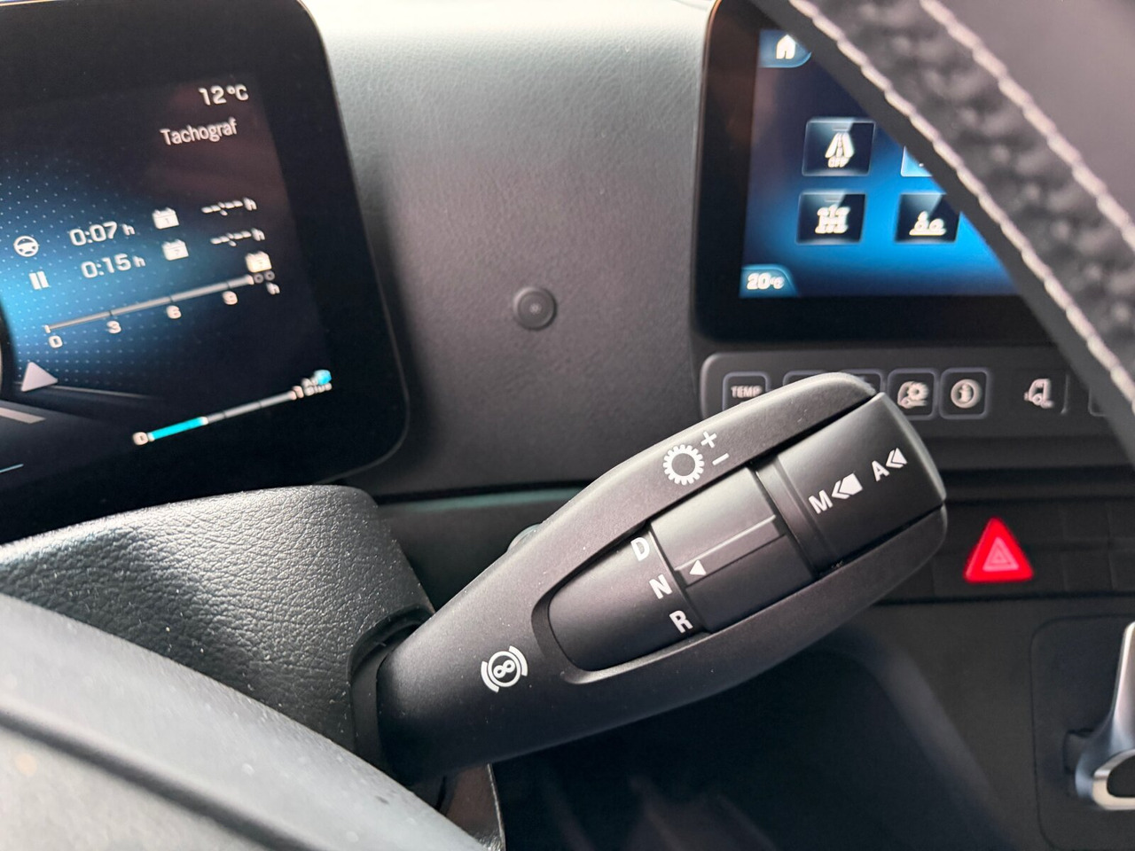 Mercedes-Benz Actros 2546 L 6x2 Actros 2546 L 6x2, Retarder, Lenk-/Liftachse, MultimediaCockpit, StreamSpace - Fahrgestell LKW: das Bild 4 Mercedes-Benz Actros 2546 L 6x2 Actros 2546 L 6x2, Retarder, Lenk-/Liftachse, MultimediaCockpit, StreamSpace - Fahrgestell LKW: das Bild 4