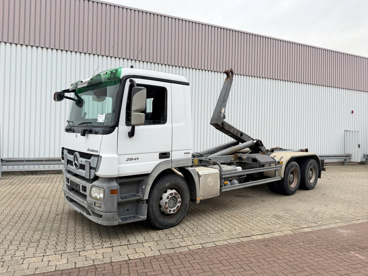 Mercedes-Benz Actros 2641 6x4 Actros 2641 6x4 - Abrollkipper: das Bild 1 Mercedes-Benz Actros 2641 6x4 Actros 2641 6x4 - Abrollkipper: das Bild 1