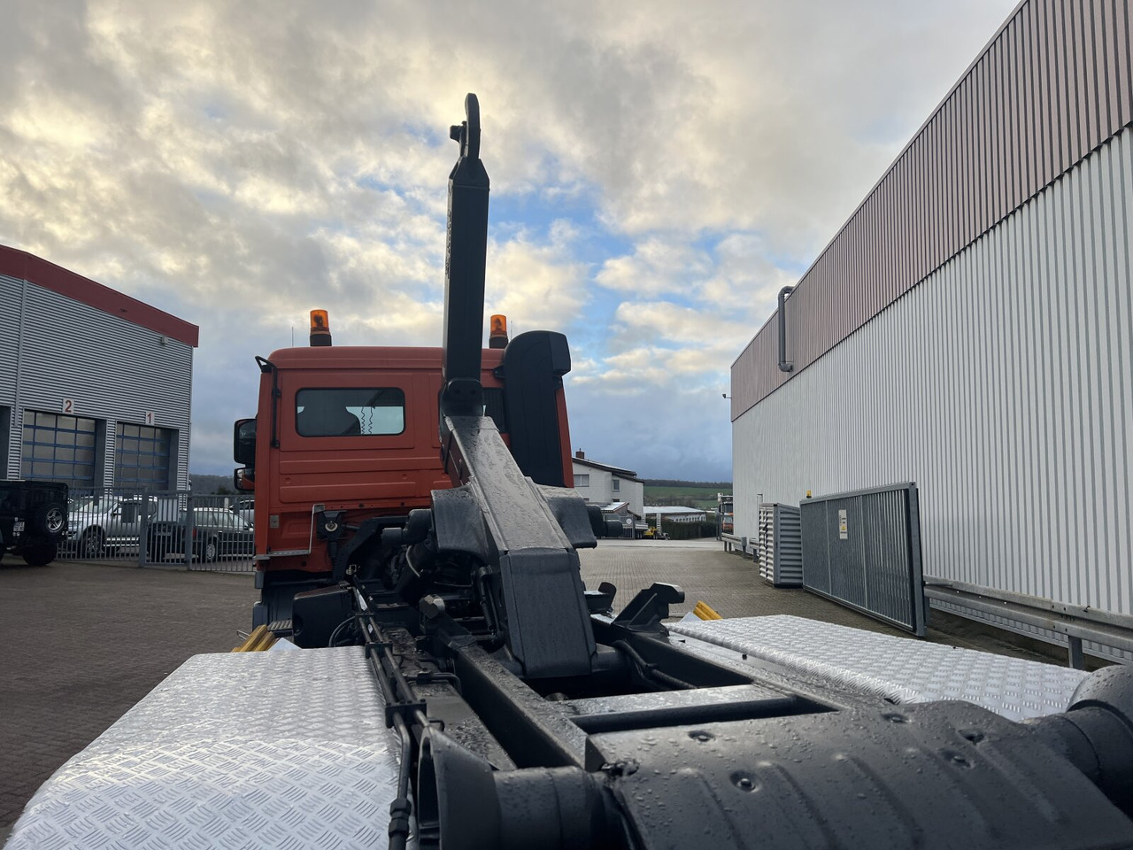 Abrollkipper Mercedes-Benz Actros 2644/48 K 6x4 Actros 2644/48 K 6x4, Hiab Multilift: das Bild 10