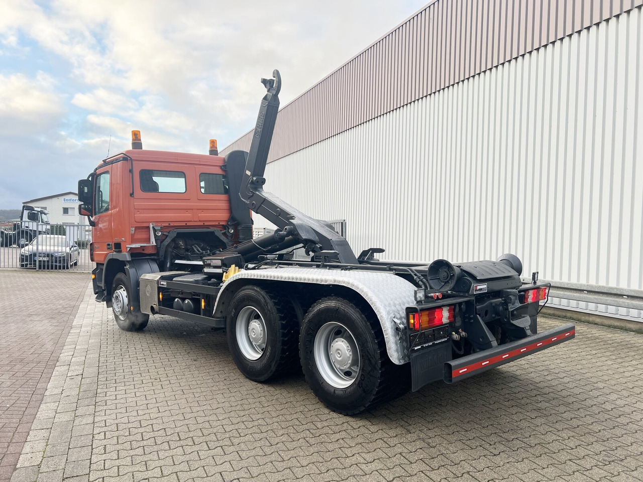 Abrollkipper Mercedes-Benz Actros 2644/48 K 6x4 Actros 2644/48 K 6x4, Hiab Multilift: das Bild 9
