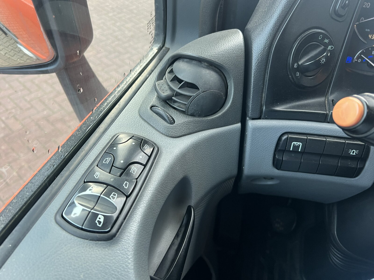 Abrollkipper Mercedes-Benz Actros 2644/48 K 6x4 Actros 2644/48 K 6x4, Hiab Multilift: das Bild 6