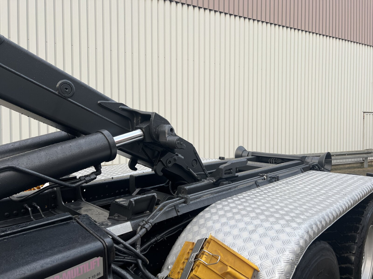 Abrollkipper Mercedes-Benz Actros 2644/48 K 6x4 Actros 2644/48 K 6x4, Hiab Multilift: das Bild 13