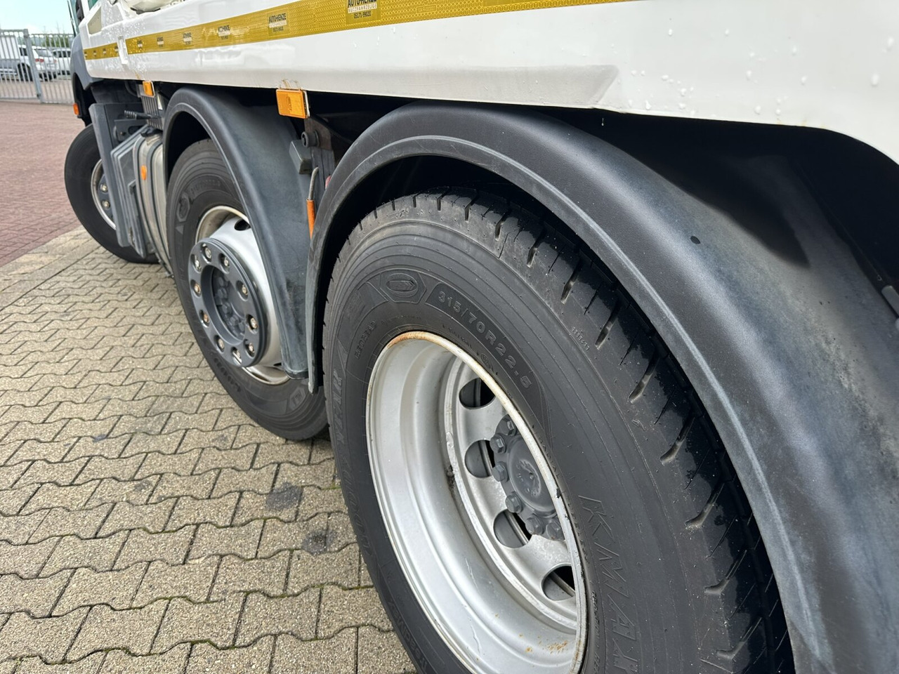 Mercedes-Benz Antos 2540 L 6x2 Antos 2540 L 6x2, Vorlauflenk-/Liftachse, Teleabsetzer - Absetzkipper: das Bild 5 Mercedes-Benz Antos 2540 L 6x2 Antos 2540 L 6x2, Vorlauflenk-/Liftachse, Teleabsetzer - Absetzkipper: das Bild 5