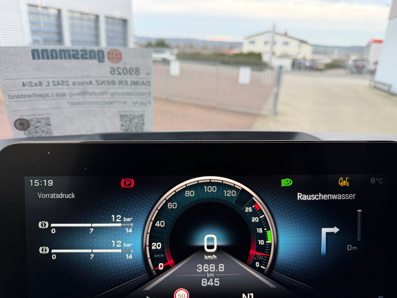 Mercedes-Benz Arocs 2542 L 6x2/4 Arocs 2542/45 L 6x2/4, Vorlauflenk-/liftachse, Navi, MultimediaCockpit - Fahrgestell LKW: das Bild 4 Mercedes-Benz Arocs 2542 L 6x2/4 Arocs 2542/45 L 6x2/4, Vorlauflenk-/liftachse, Navi, MultimediaCockpit - Fahrgestell LKW: das Bild 4