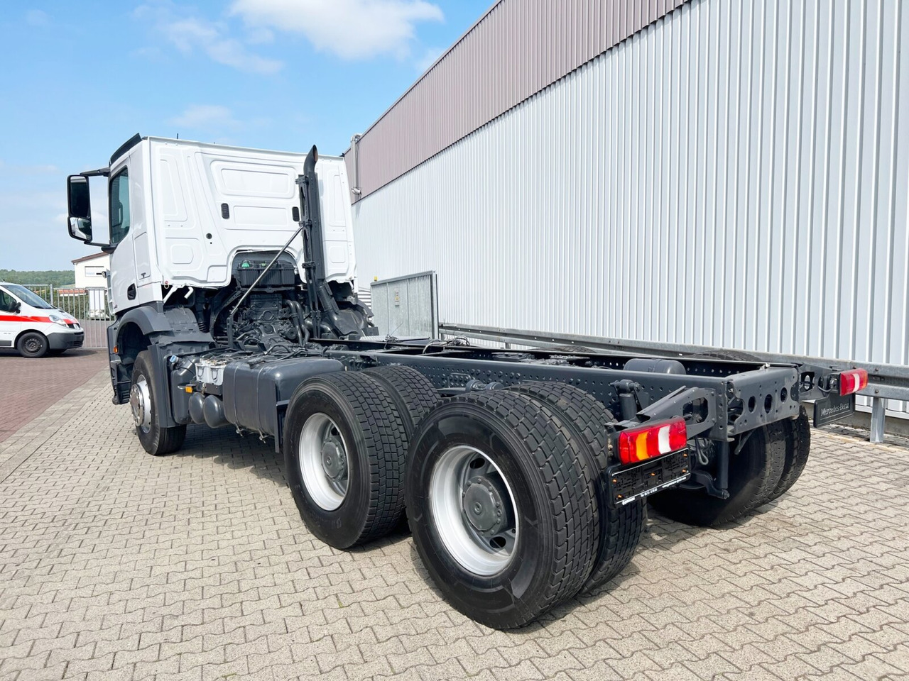 Fahrgestell LKW Mercedes-Benz Arocs 2642 K 6x4 Arocs 2642 K 6x4, Retarder, Motorabtrieb: das Bild 11