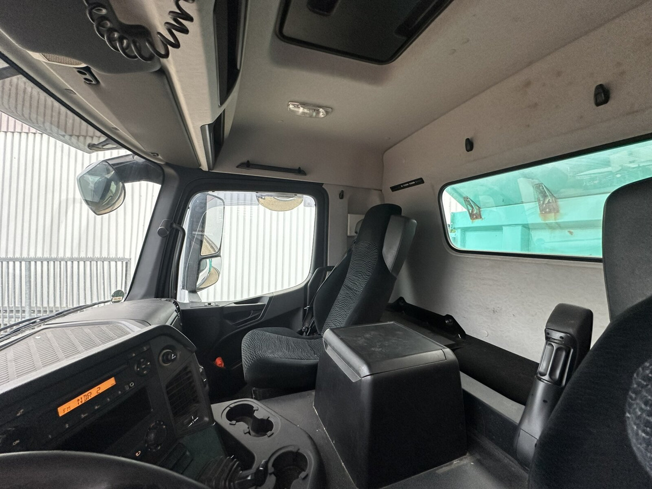 Mercedes-Benz Arocs 2643 K 6x4 Arocs 2643 K 6x4, Rollplane, Meiller - Kipper: das Bild 2 Mercedes-Benz Arocs 2643 K 6x4 Arocs 2643 K 6x4, Rollplane, Meiller - Kipper: das Bild 2