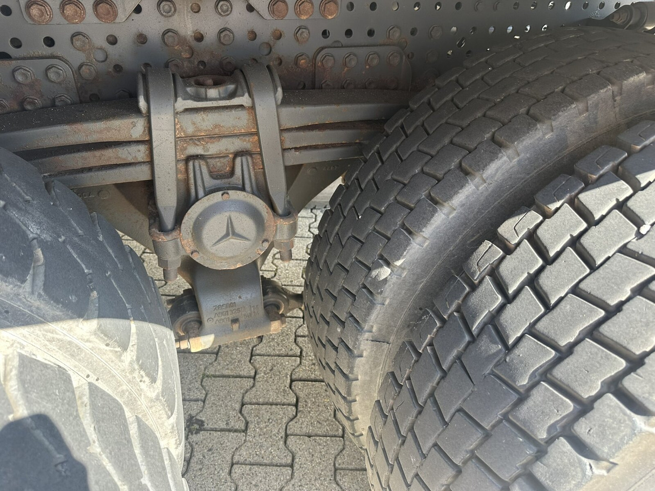 Mercedes-Benz Arocs 2645 K 6x4 Arocs 2645 K 6x4, Retarder - Kipper: das Bild 4 Mercedes-Benz Arocs 2645 K 6x4 Arocs 2645 K 6x4, Retarder - Kipper: das Bild 4