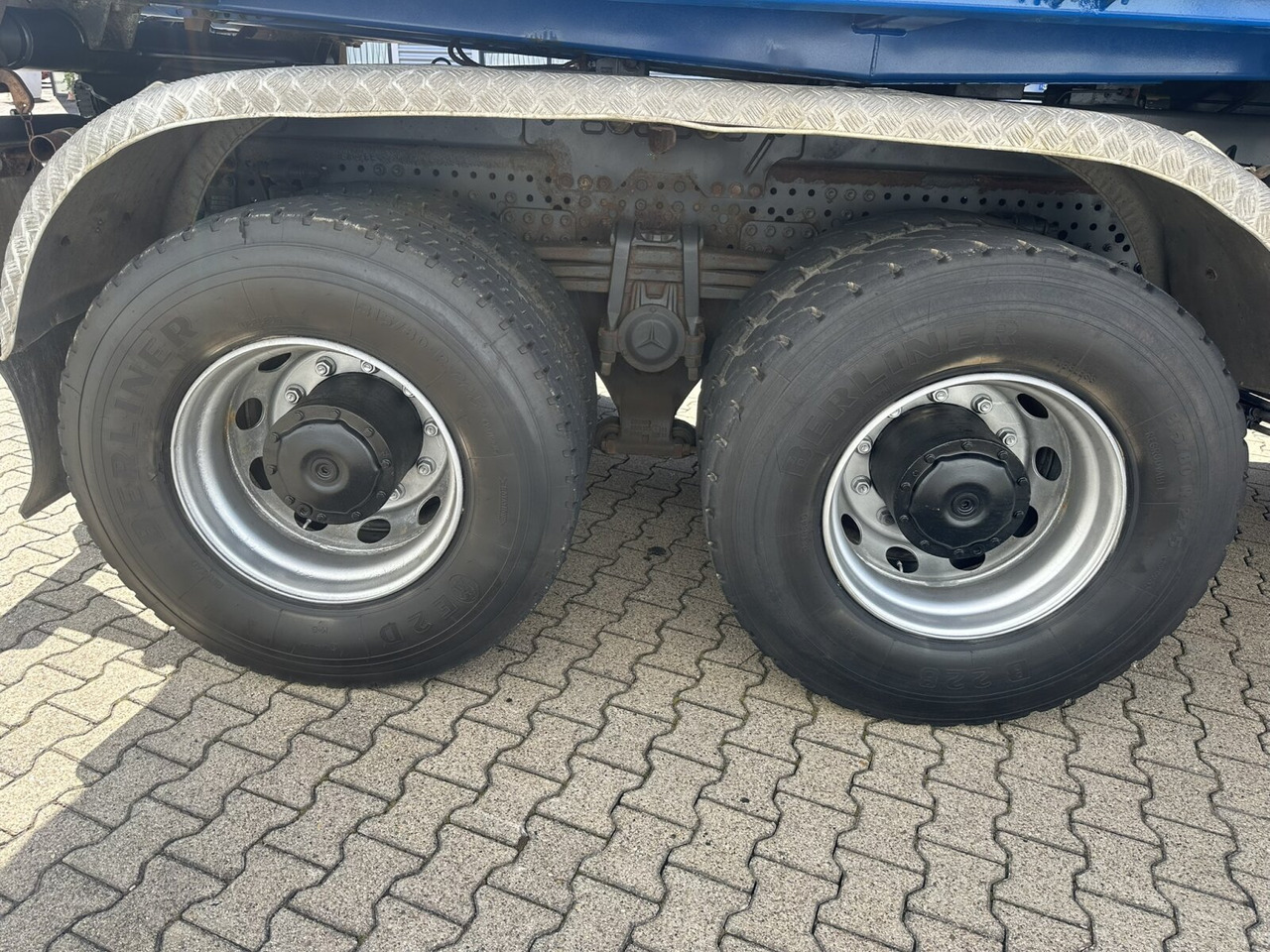 Kipper Mercedes-Benz Arocs 2645 K 6x4 Arocs 2645 K 6x4, Retarder: das Bild 7
