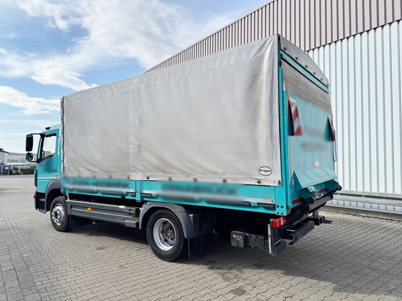 Mercedes-Benz Atego 1221 L 4x2 Atego 1221 L 4x2 mit LBW BÄR - Pritsche LKW: das Bild 2 Mercedes-Benz Atego 1221 L 4x2 Atego 1221 L 4x2 mit LBW BÄR - Pritsche LKW: das Bild 2