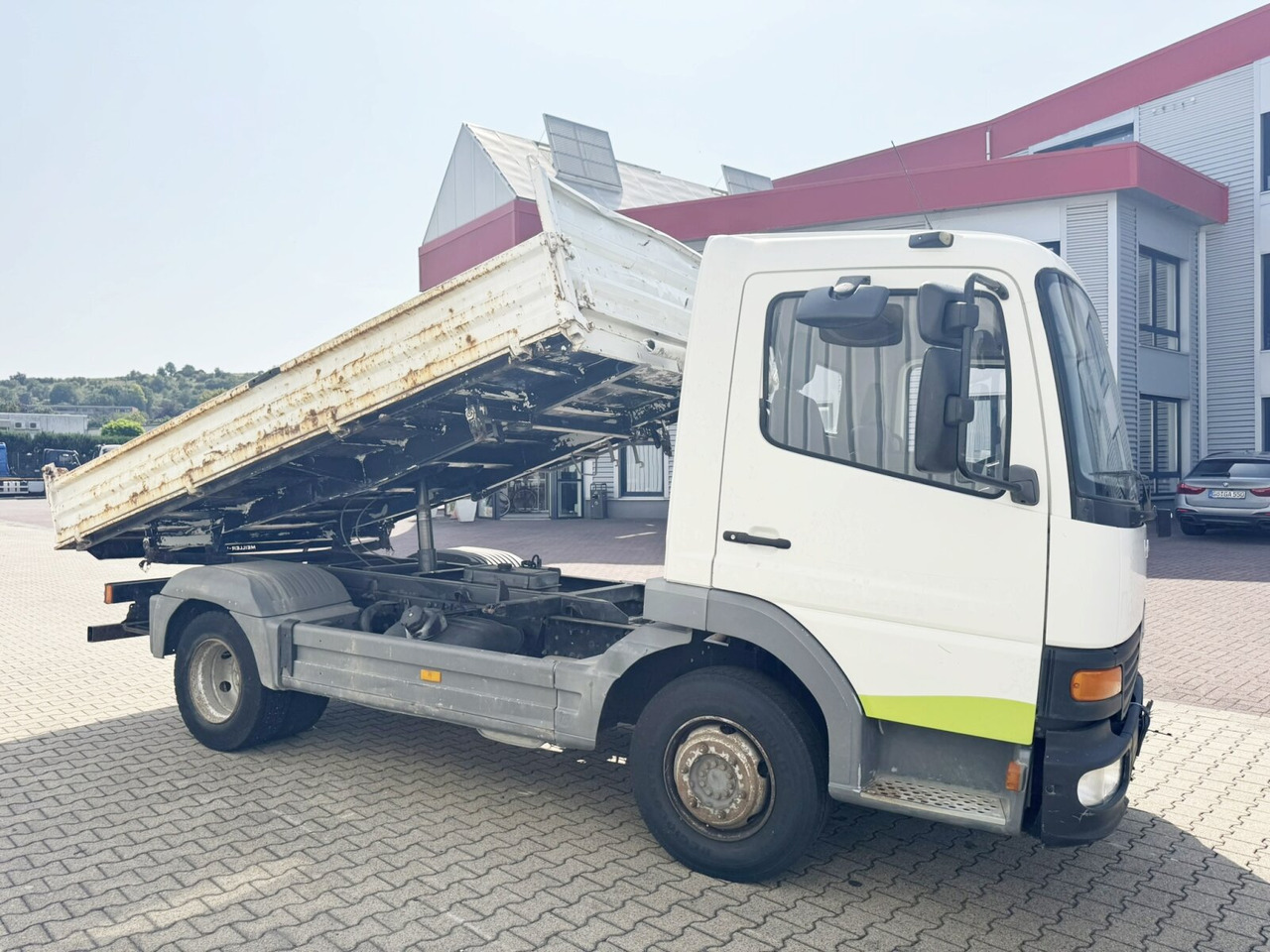 Mercedes-Benz Atego 815 K 4x2 Atego 815 K 4x2, 2 x AHK, Meiller - Kipper: das Bild 5 Mercedes-Benz Atego 815 K 4x2 Atego 815 K 4x2, 2 x AHK, Meiller - Kipper: das Bild 5