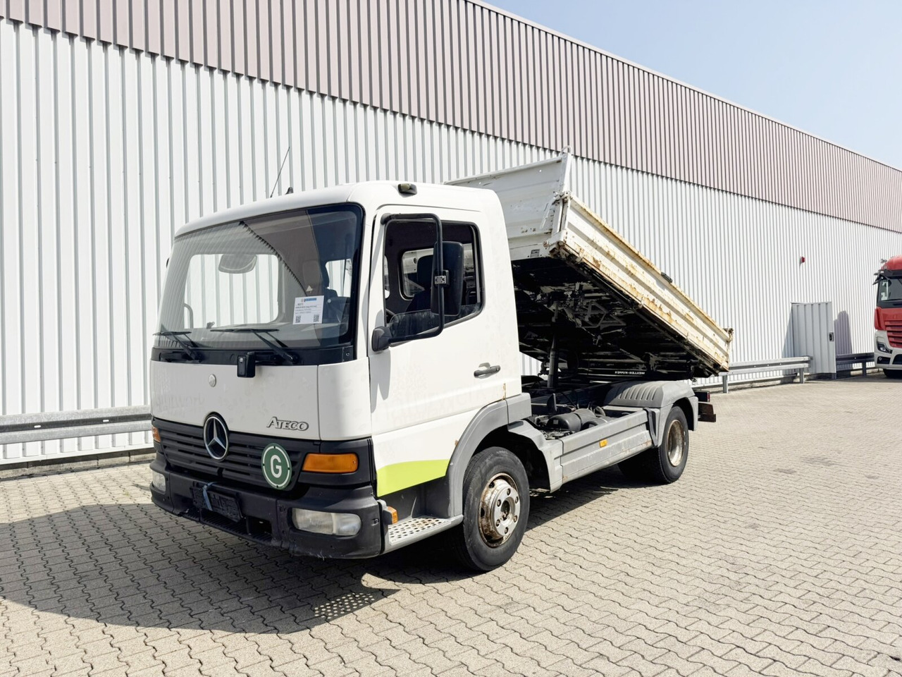 Mercedes-Benz Atego 815 K 4x2 Atego 815 K 4x2, 2 x AHK, Meiller - Kipper: das Bild 1 Mercedes-Benz Atego 815 K 4x2 Atego 815 K 4x2, 2 x AHK, Meiller - Kipper: das Bild 1