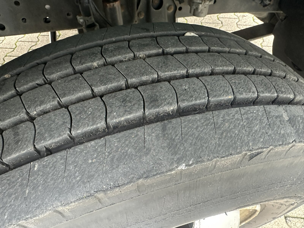 Mercedes-Benz Atego 815 K 4x2 Atego 815 K 4x2, 2x AHK - Kipper: das Bild 4 Mercedes-Benz Atego 815 K 4x2 Atego 815 K 4x2, 2x AHK - Kipper: das Bild 4