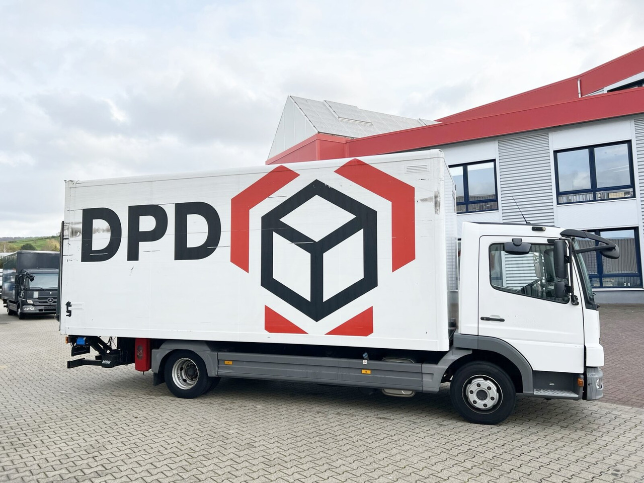 Leasing für Mercedes-Benz Atego 816 L 4x2 Atego 816 L 4x2 mit LBW, 4x Vorhanden! Mercedes-Benz Atego 816 L 4x2 Atego 816 L 4x2 mit LBW, 4x Vorhanden!: das Bild 9 Leasing für Mercedes-Benz Atego 816 L 4x2 Atego 816 L 4x2 mit LBW, 4x Vorhanden! Mercedes-Benz Atego 816 L 4x2 Atego 816 L 4x2 mit LBW, 4x Vorhanden!: das Bild 9