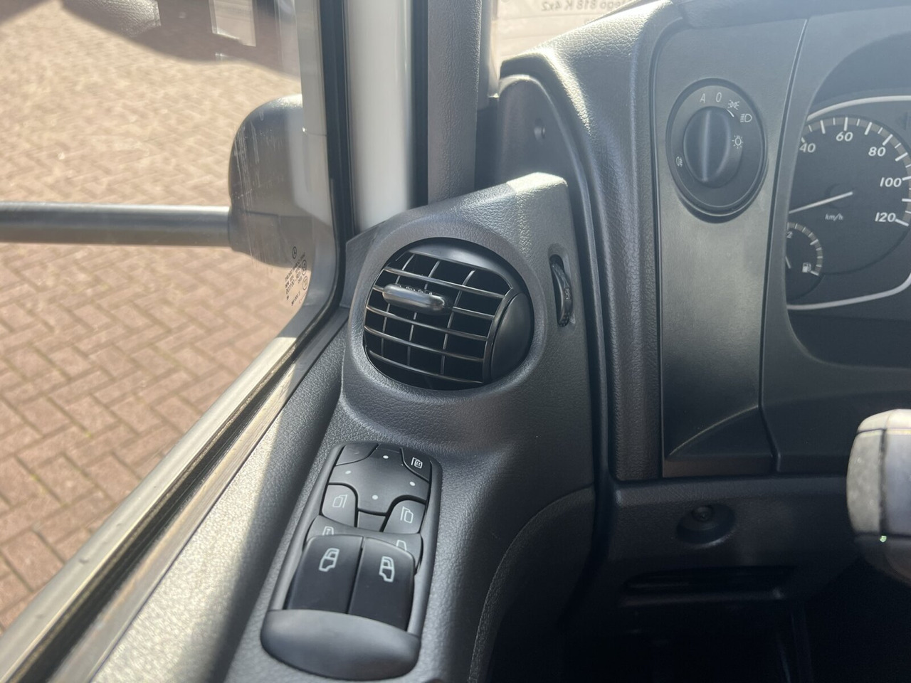 Kipper Mercedes-Benz Atego 818/23 K 4x2 Atego 818/23 K 4x2, 2x AHK, Meiller-Kipper, mehrfach Vorhanden!: das Bild 4