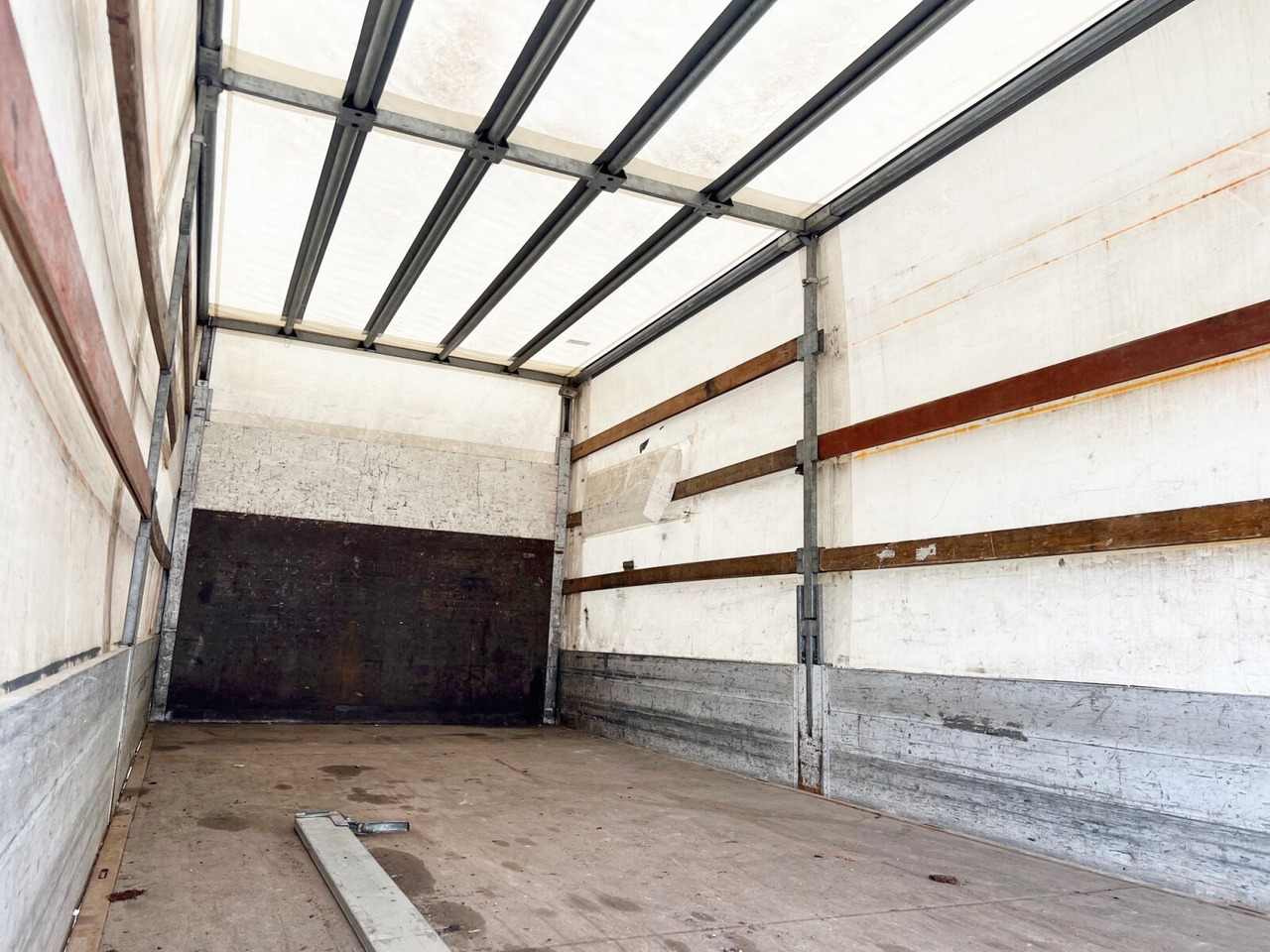 Leasing für Mercedes-Benz Atego 818 L 4x2 Atego 818 L 4x2 mit LBW BÄR Mercedes-Benz Atego 818 L 4x2 Atego 818 L 4x2 mit LBW BÄR: das Bild 11