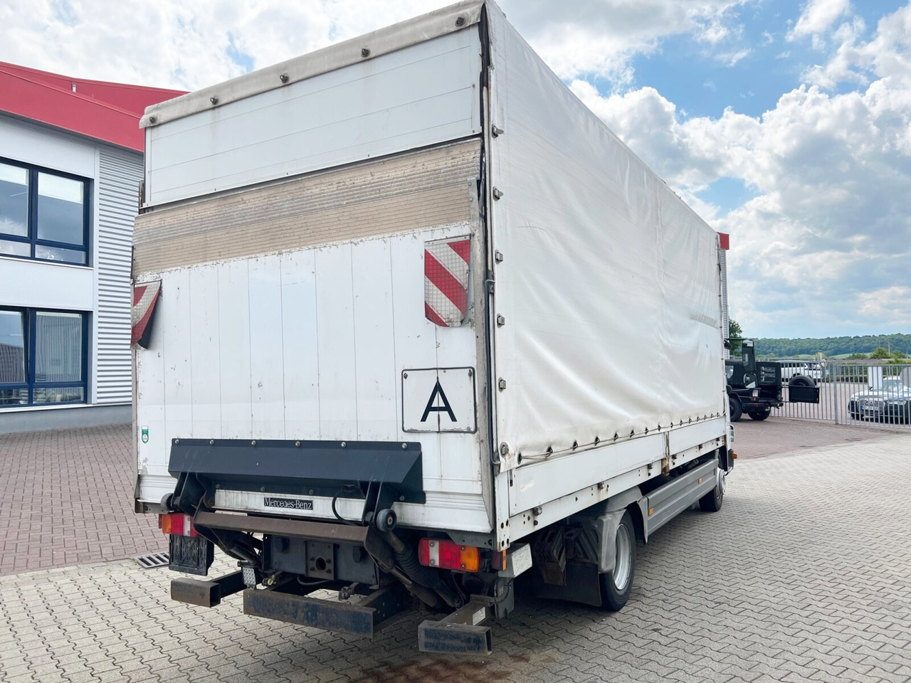 Leasing für Mercedes-Benz Atego 818 L 4x2 Atego 818 L 4x2 mit LBW BÄR Mercedes-Benz Atego 818 L 4x2 Atego 818 L 4x2 mit LBW BÄR: das Bild 8