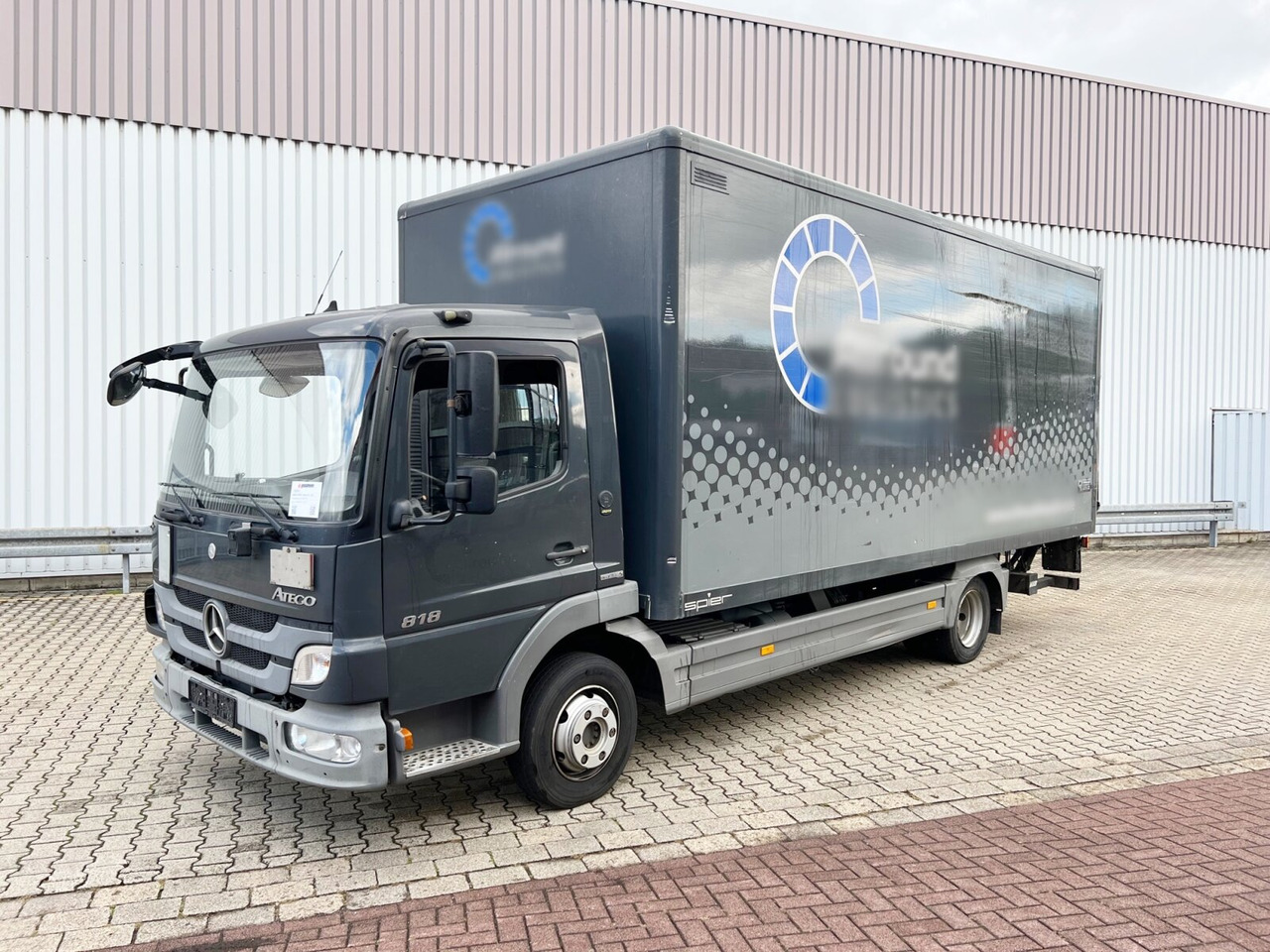Mercedes-Benz Atego 818 L 4x2 Atego 818 L 4x2 mit MBB LBW, 4x Vorhanden! - Koffer LKW: das Bild 1 Mercedes-Benz Atego 818 L 4x2 Atego 818 L 4x2 mit MBB LBW, 4x Vorhanden! - Koffer LKW: das Bild 1