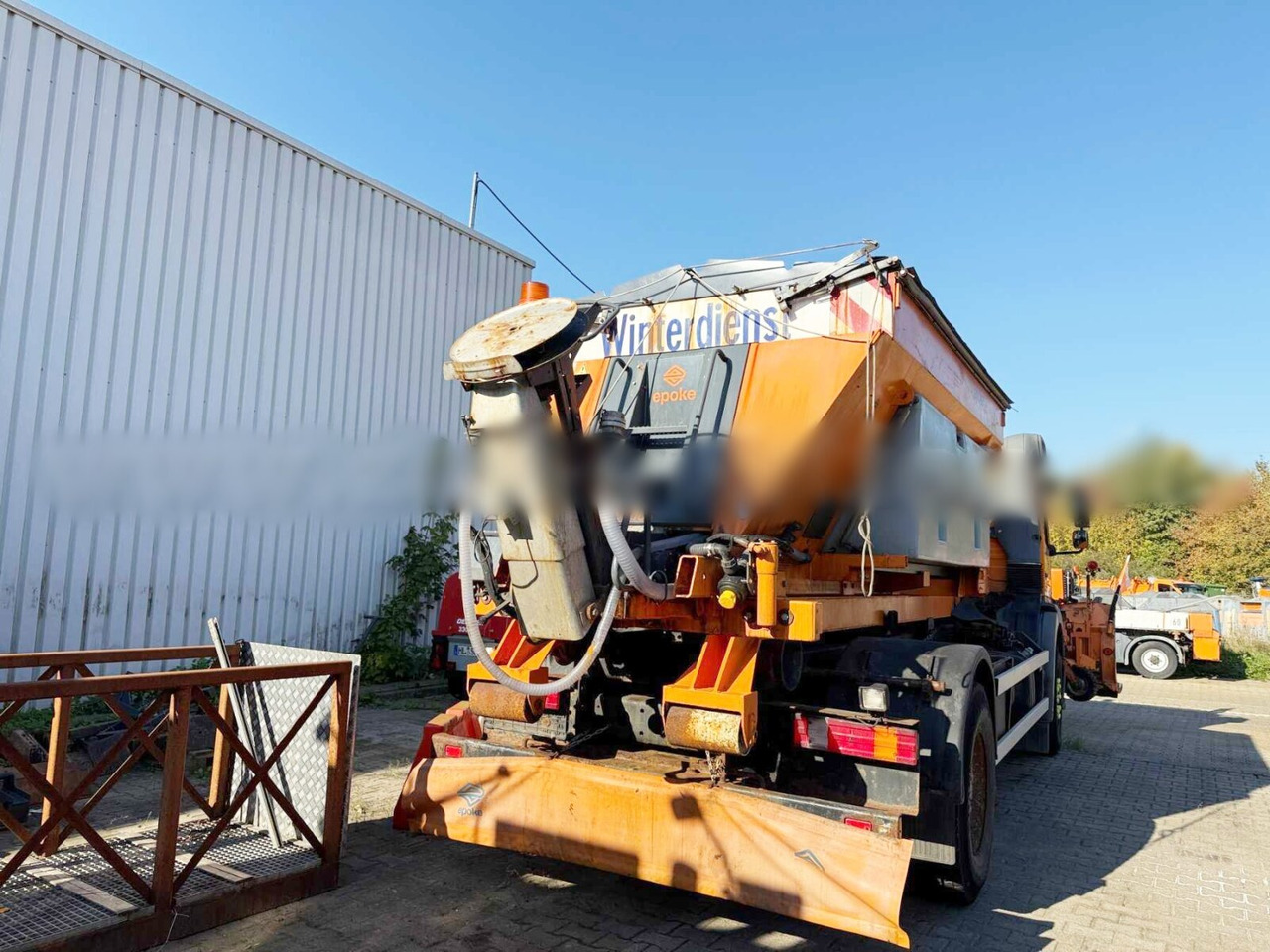 Mercedes-Benz Axor 1824 L 4x2 Axor 1824 L 4x2, Motorabtrieb, Winterdienstausstattung - Abrollkipper: das Bild 3 Mercedes-Benz Axor 1824 L 4x2 Axor 1824 L 4x2, Motorabtrieb, Winterdienstausstattung - Abrollkipper: das Bild 3