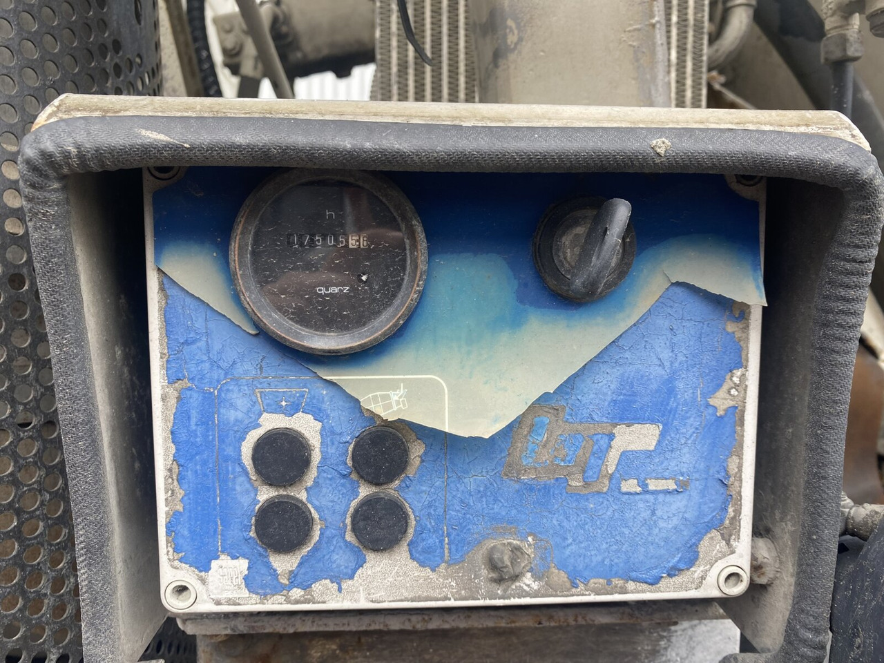 Mercedes-Benz SK II 3234 B 8x4/4 SK II 3234 B 8x4/4, LT Betonmischer, Förderband, Funk, 9cbm – Finanzierungsleasing Mercedes-Benz SK II 3234 B 8x4/4 SK II 3234 B 8x4/4, LT Betonmischer, Förderband, Funk, 9cbm: das Bild 7