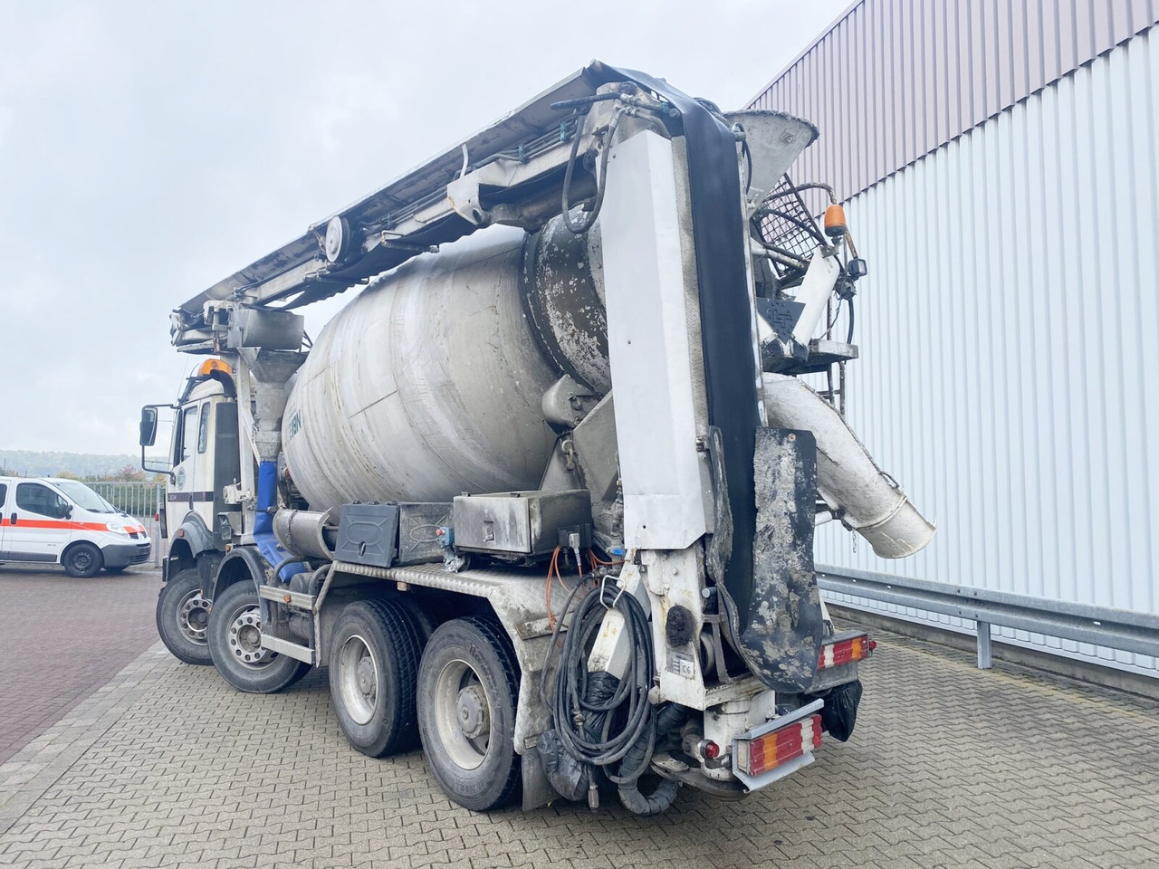 Mercedes-Benz SK II 3234 B 8x4/4 SK II 3234 B 8x4/4, LT Betonmischer, Förderband, Funk, 9cbm – Finanzierungsleasing Mercedes-Benz SK II 3234 B 8x4/4 SK II 3234 B 8x4/4, LT Betonmischer, Förderband, Funk, 9cbm: das Bild 13