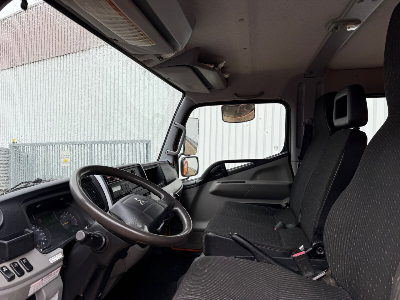 Mitsubishi Fuso 6C18D 4x4 Doka Fuso 6C18D 4x4 Doka - Kipper: das Bild 2 Mitsubishi Fuso 6C18D 4x4 Doka Fuso 6C18D 4x4 Doka - Kipper: das Bild 2