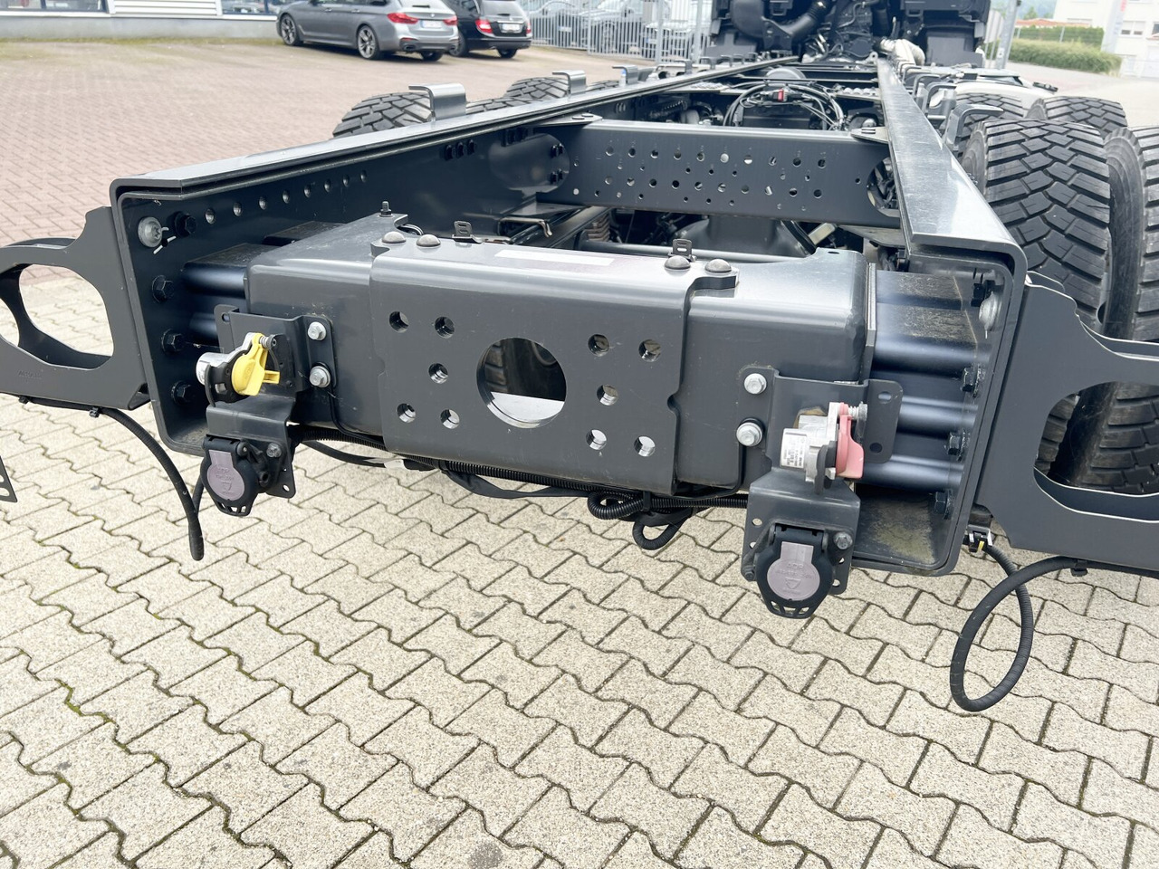 Renault C 480 8x4 C 480 8x4 - Abrollkipper: das Bild 3 Renault C 480 8x4 C 480 8x4 - Abrollkipper: das Bild 3