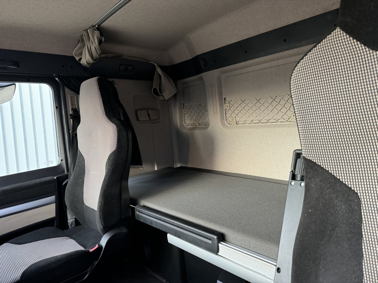 MAN TGX 18.420 4x2 BLS TGX 18.420 4X2 BLS, Retarder - Sattelzugmaschine: das Bild 5 MAN TGX 18.420 4x2 BLS TGX 18.420 4X2 BLS, Retarder - Sattelzugmaschine: das Bild 5