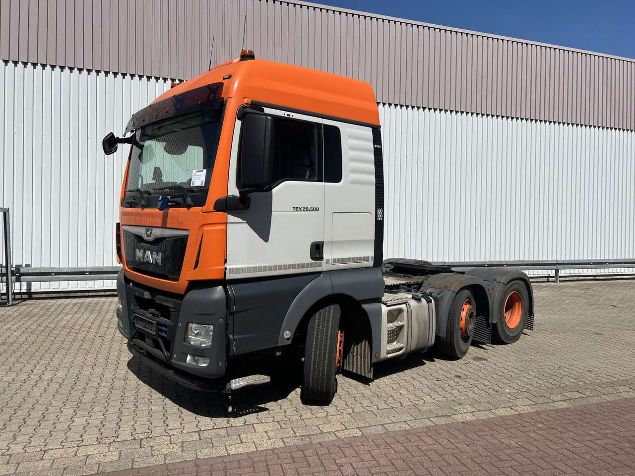 MAN TGX 26.500 6X2/4 BLS TGX 26.500 6X2/4 BLS, Intarder, Vorlauflenk-/lift, XXL-Fahrerhaus, 70t - Sattelzugmaschine: das Bild 1 MAN TGX 26.500 6X2/4 BLS TGX 26.500 6X2/4 BLS, Intarder, Vorlauflenk-/lift, XXL-Fahrerhaus, 70t - Sattelzugmaschine: das Bild 1