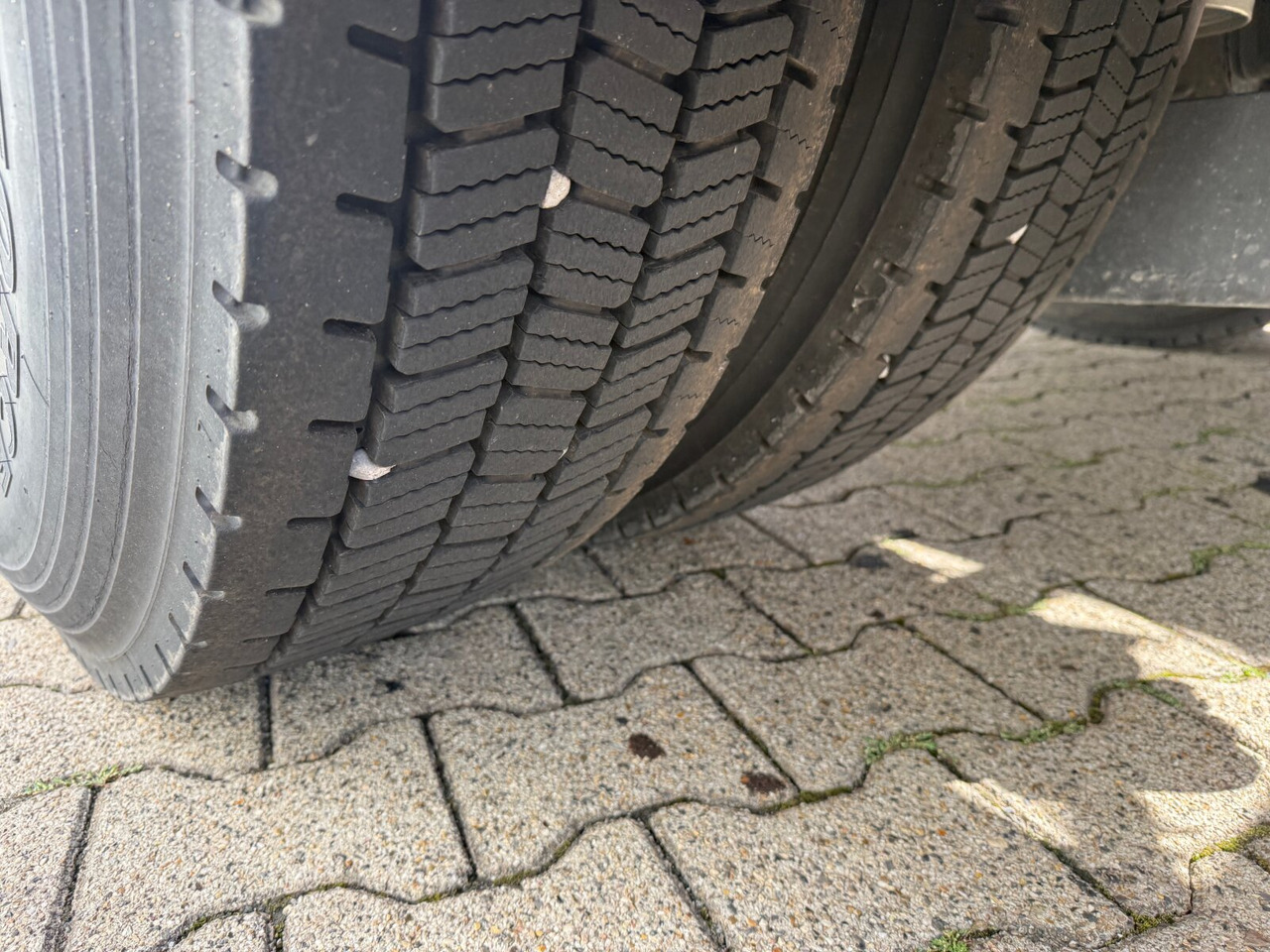 Mercedes-Benz Actros 1844 LS 4x2 Actros 1844 LS 4x2 - Sattelzugmaschine: das Bild 5 Mercedes-Benz Actros 1844 LS 4x2 Actros 1844 LS 4x2 - Sattelzugmaschine: das Bild 5