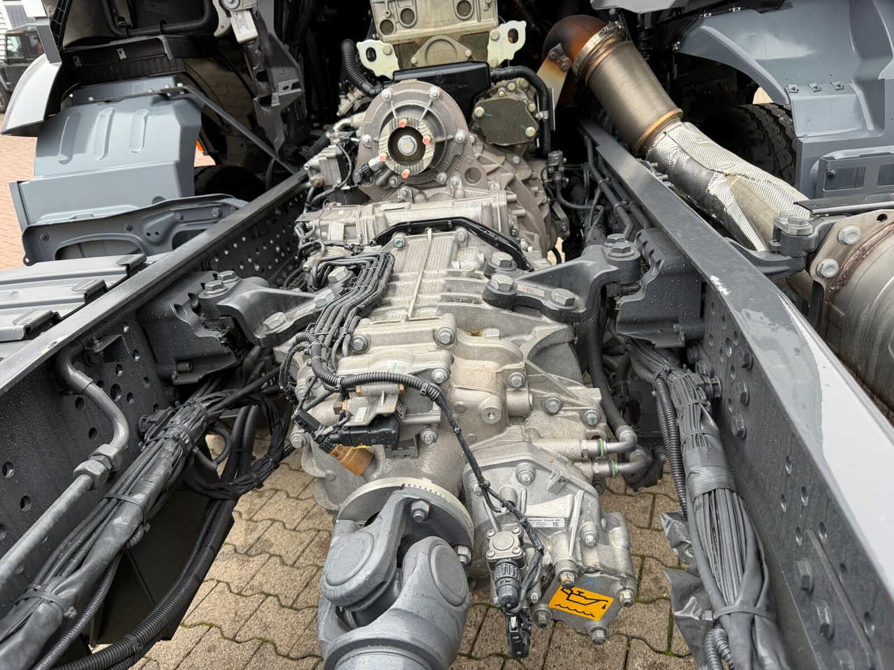 Mercedes-Benz Arocs 1840 K 4x2 Arocs 1840 K 4x2, MultimediaCockpit, 2x Nebenantrieb, NMV & Motorabtrieb - Sattelzugmaschine: das Bild 2 Mercedes-Benz Arocs 1840 K 4x2 Arocs 1840 K 4x2, MultimediaCockpit, 2x Nebenantrieb, NMV & Motorabtrieb - Sattelzugmaschine: das Bild 2