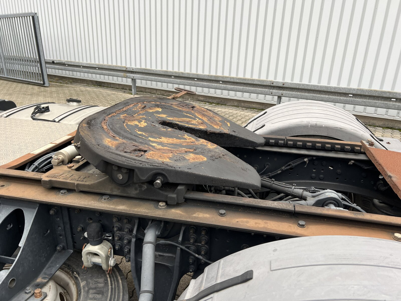 Sattelzugmaschine Stralis AD440S42T/P 4x2 Stralis AD440X42T/P 4x2, Ex-: das Bild 12 Sattelzugmaschine Stralis AD440S42T/P 4x2 Stralis AD440X42T/P 4x2, Ex-: das Bild 12