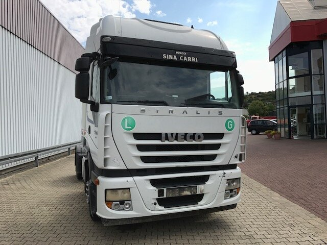 Sattelzugmaschine Stralis AS440S45 T/P 4x2 ONLY FOR SPAREPARTS!!! Stralis AS440S45 T/P 4x2 ActiveSpace: das Bild 7 Sattelzugmaschine Stralis AS440S45 T/P 4x2 ONLY FOR SPAREPARTS!!! Stralis AS440S45 T/P 4x2 ActiveSpace: das Bild 7