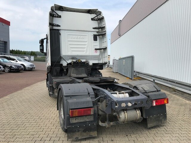 Sattelzugmaschine Stralis AS440S45 T/P 4x2 ONLY FOR SPAREPARTS!!! Stralis AS440S45 T/P 4x2 ActiveSpace: das Bild 10 Sattelzugmaschine Stralis AS440S45 T/P 4x2 ONLY FOR SPAREPARTS!!! Stralis AS440S45 T/P 4x2 ActiveSpace: das Bild 10