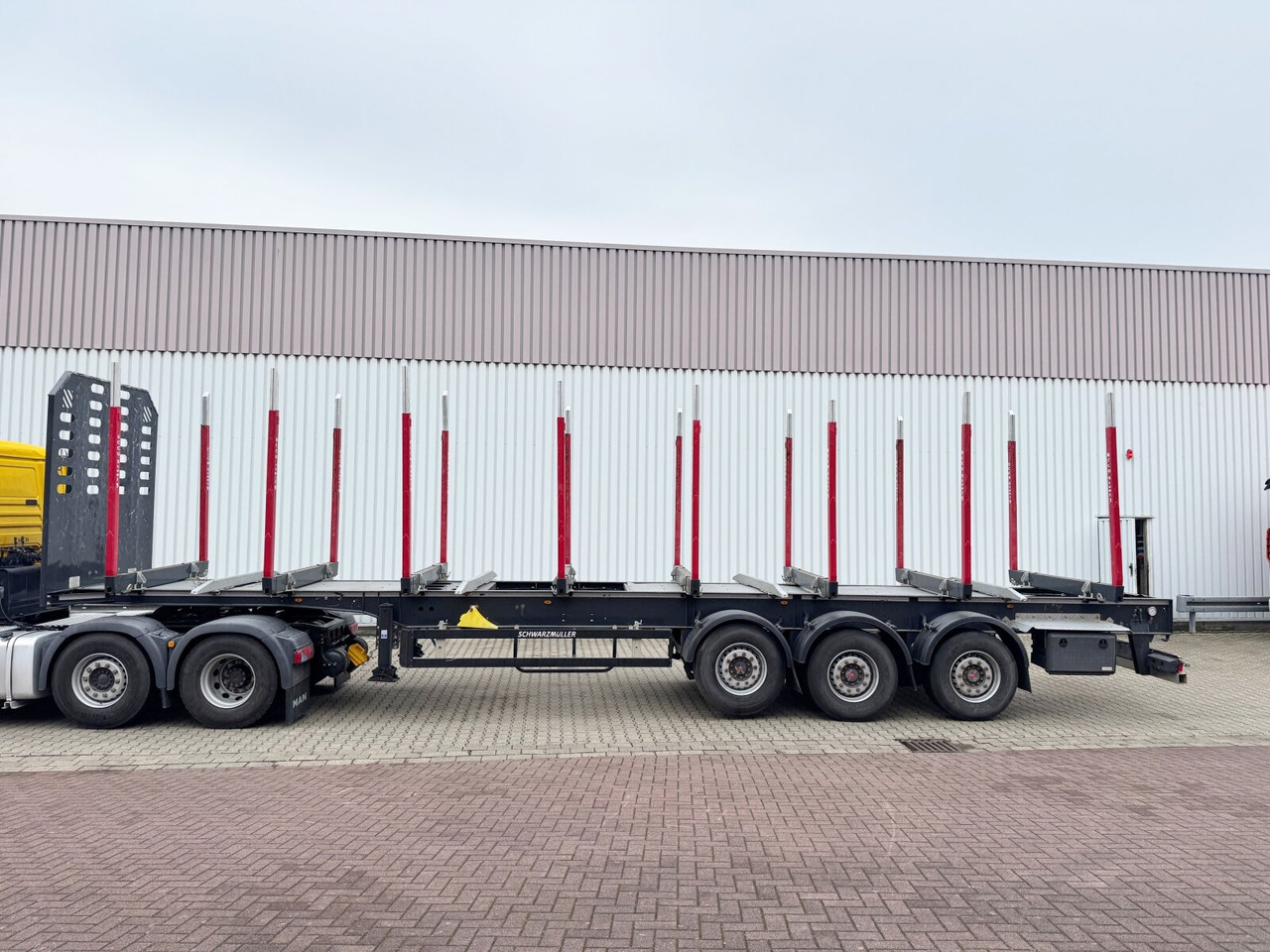 Schwarzmüller 3-Achs Holzauflieger 3-Achs Holzauflieger, Liftachse, MEHRFACH VORHANDEN! - Holzauflieger: das Bild 4 Schwarzmüller 3-Achs Holzauflieger 3-Achs Holzauflieger, Liftachse, MEHRFACH VORHANDEN! - Holzauflieger: das Bild 4