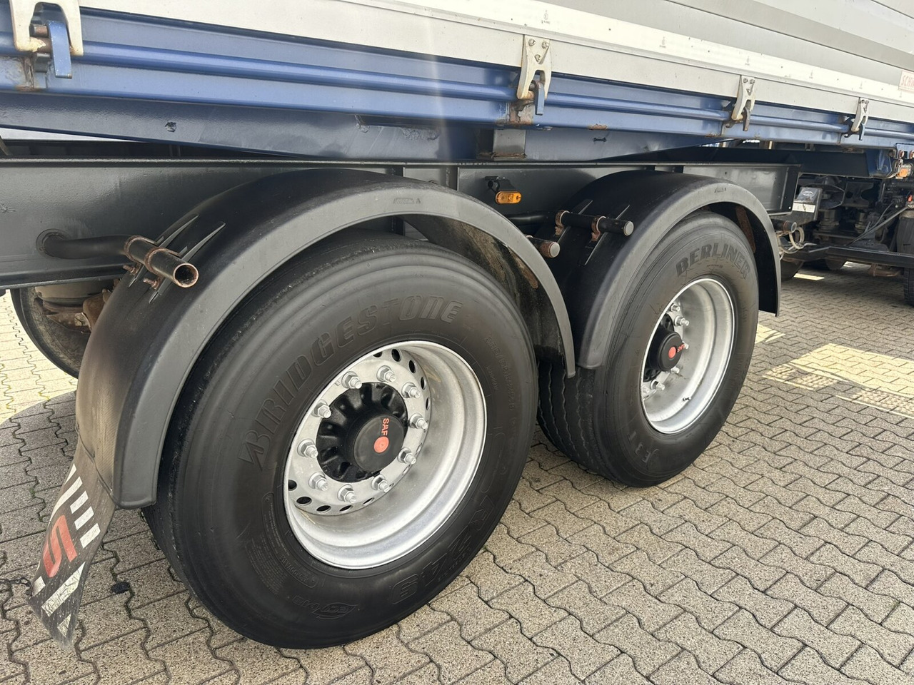 Schwarzmüller M-Serie M-Serie, Alu-Bordwände, ca. 11m³ - Kipper Anhänger: das Bild 5 Schwarzmüller M-Serie M-Serie, Alu-Bordwände, ca. 11m³ - Kipper Anhänger: das Bild 5